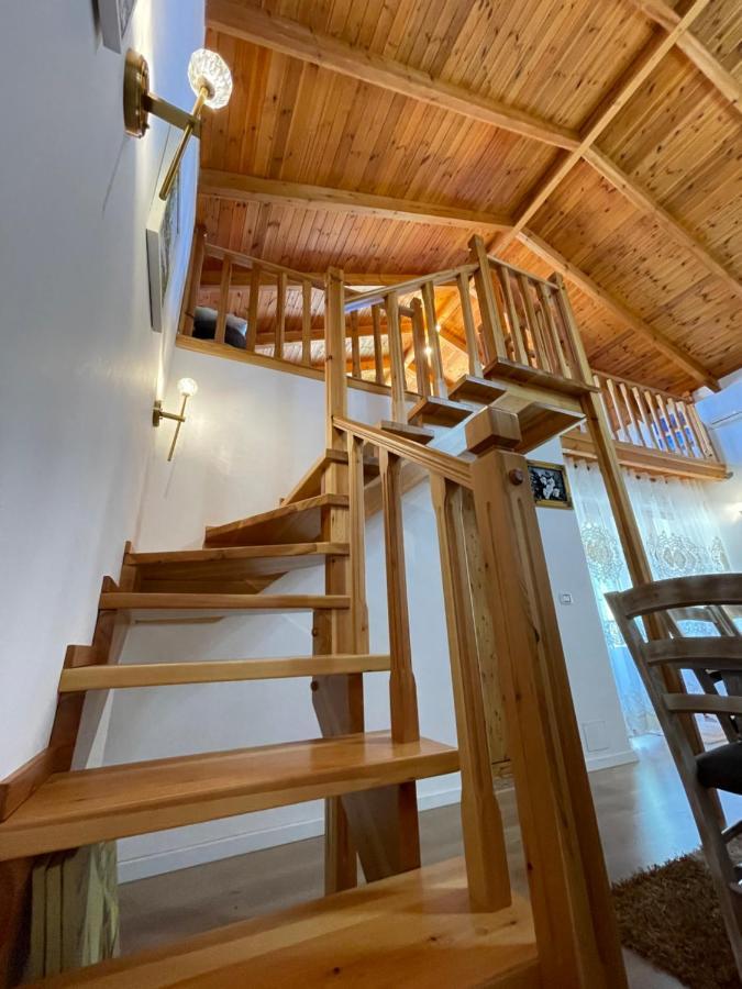 River Escape Villa - Private Beach, Scenic View & Bbq Tepelene Buitenkant foto